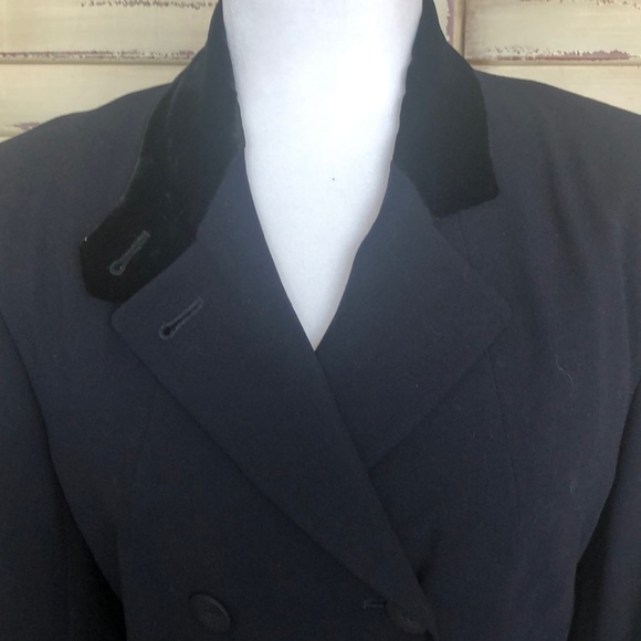 Vintage DKNY Blazer - Picture 2 of 8